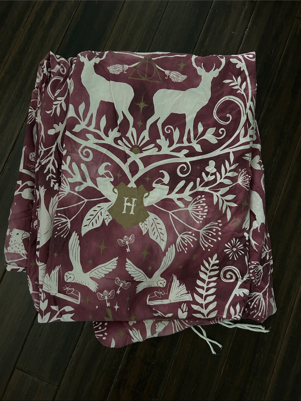 Pottery Barn Teen Burgundy, White and Gold Heraldic Nature Duvet Cover